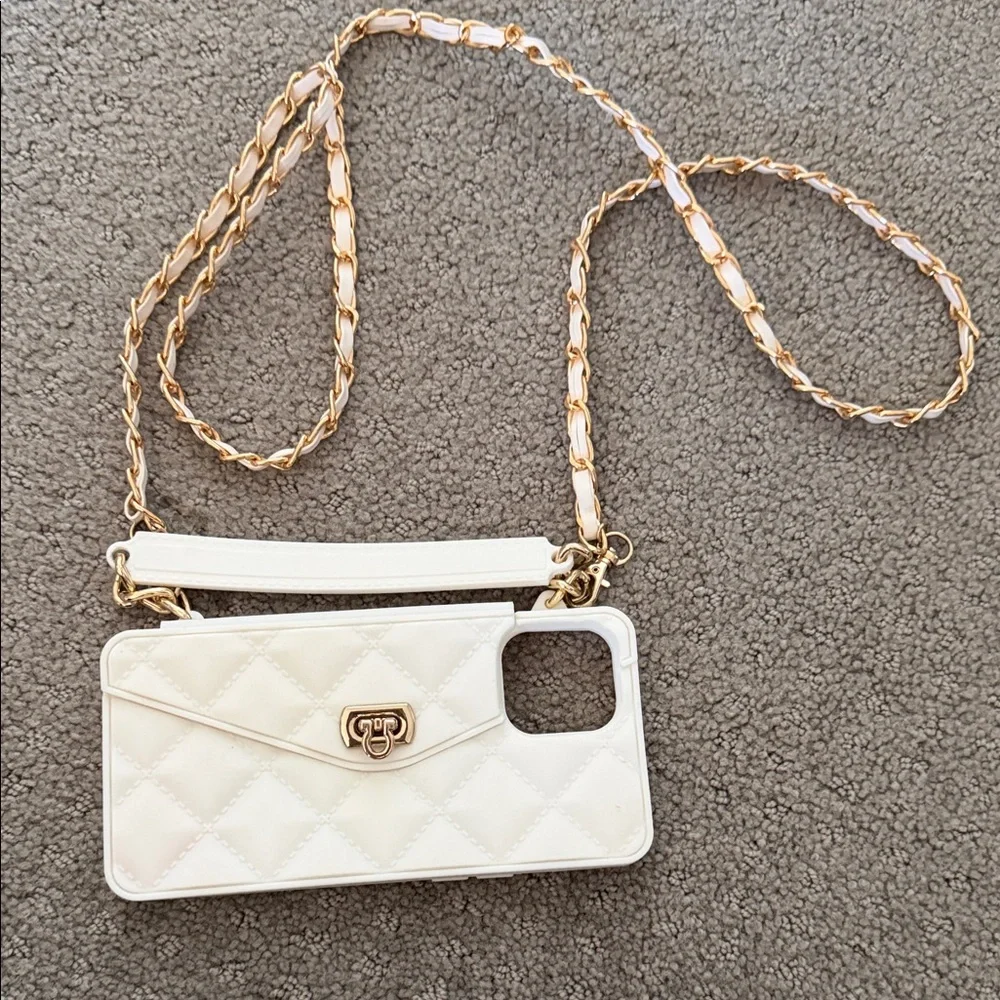 NWOT Chic Quilted 14 IPhone Pro Max Crossbody Case